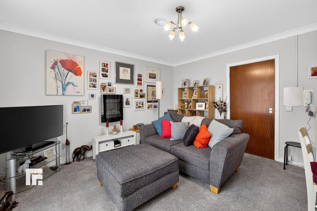 Apartment in Cardiff - More
