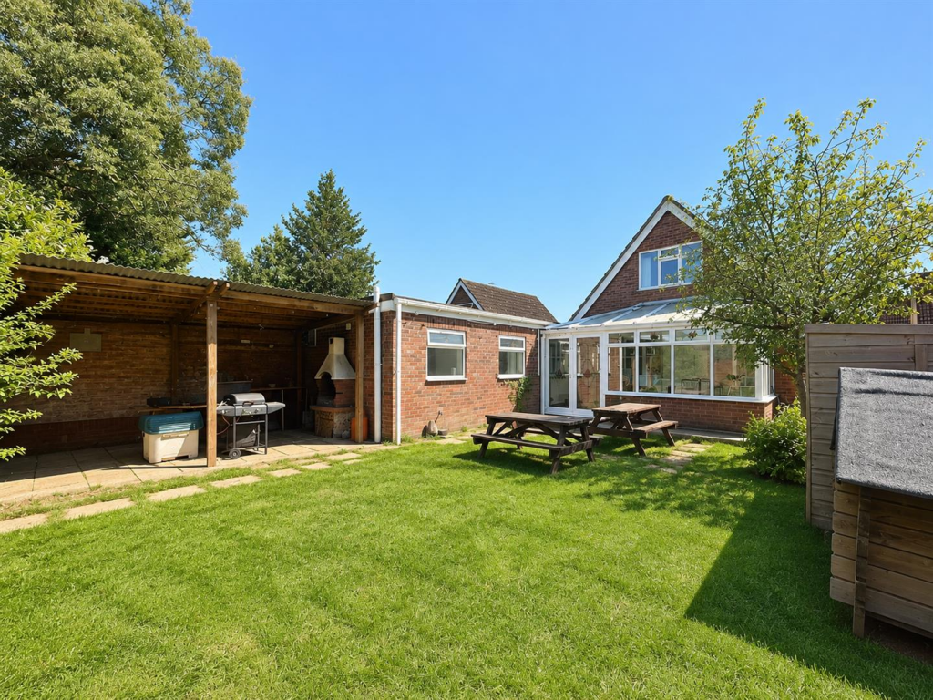 Main image of property: NR6, Norwich