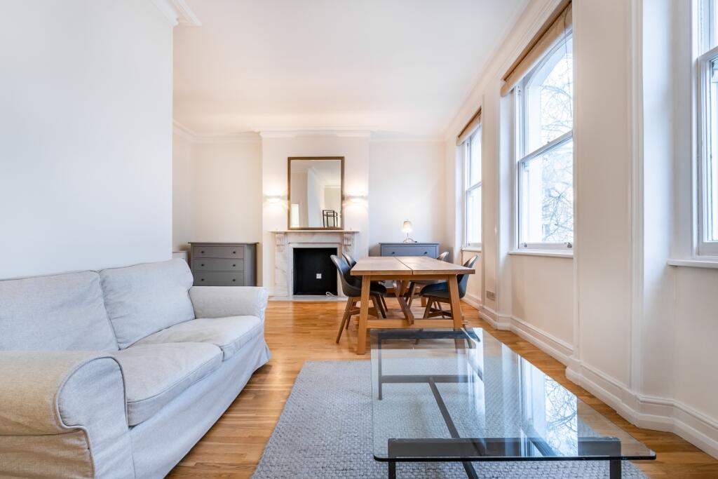 Apartment in London - More