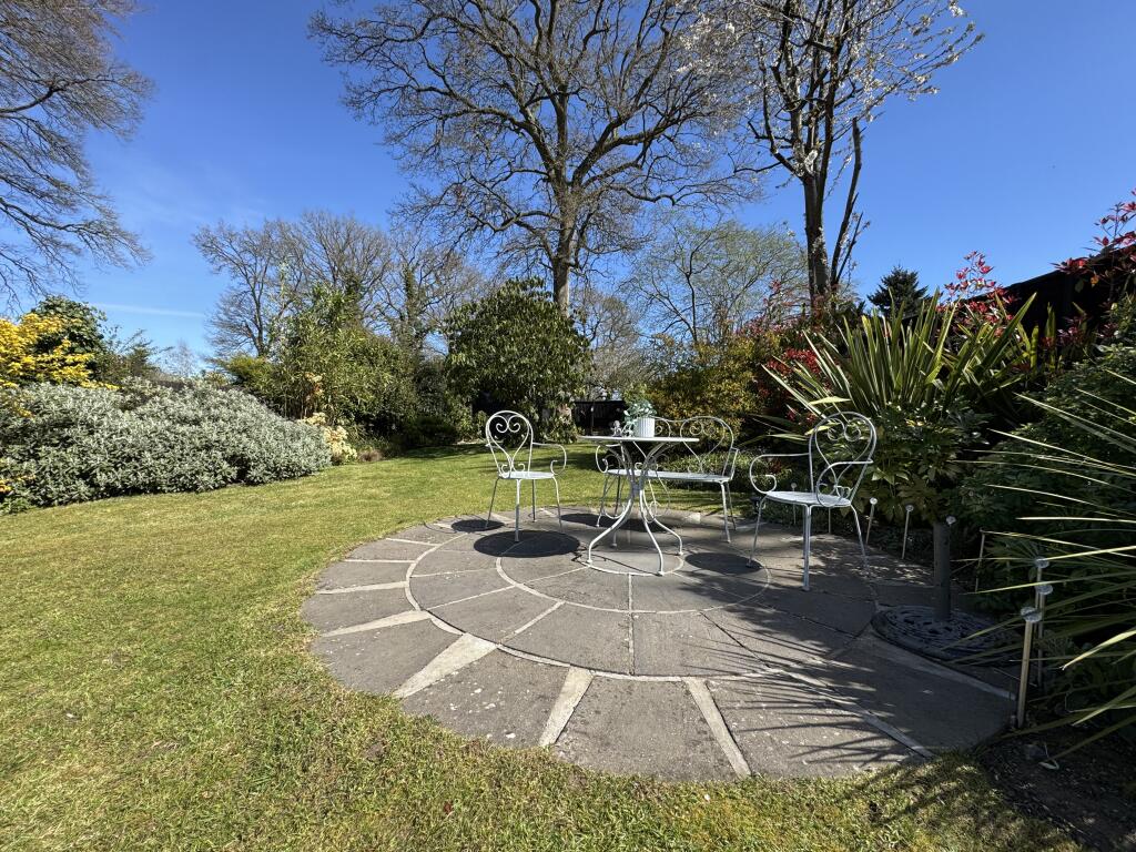 Additional image 26 of The Drive, Welwyn, Hertfordshire, AL6