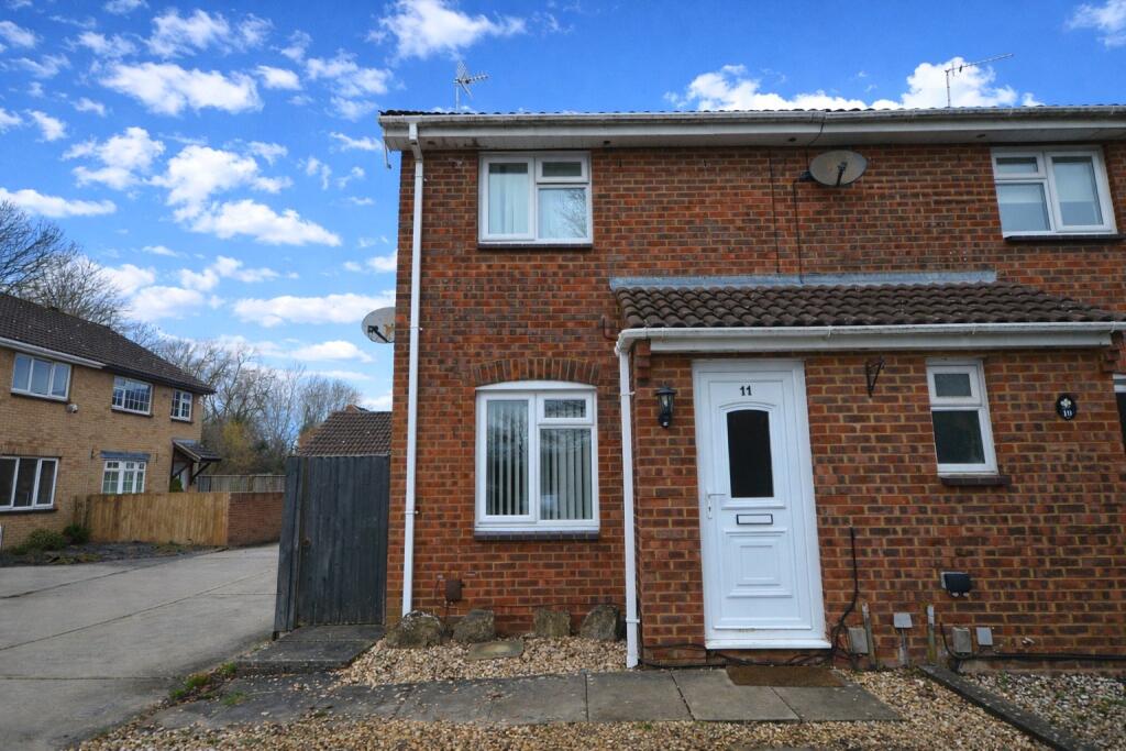 Main image of property: Lapwing Close, Covingham, SN3