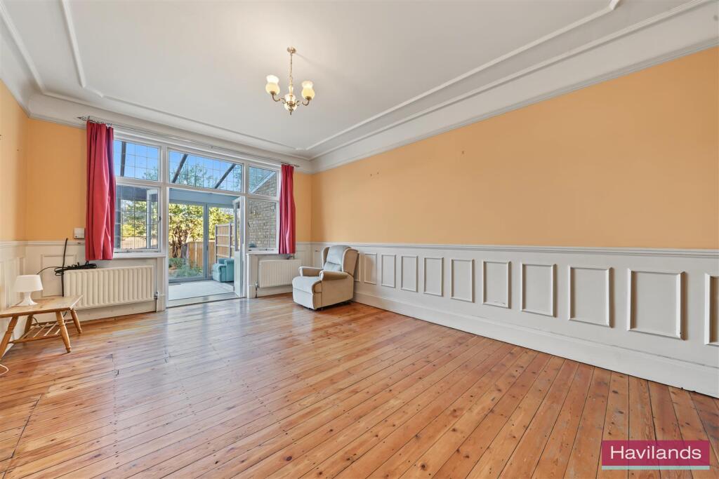 House in London - More