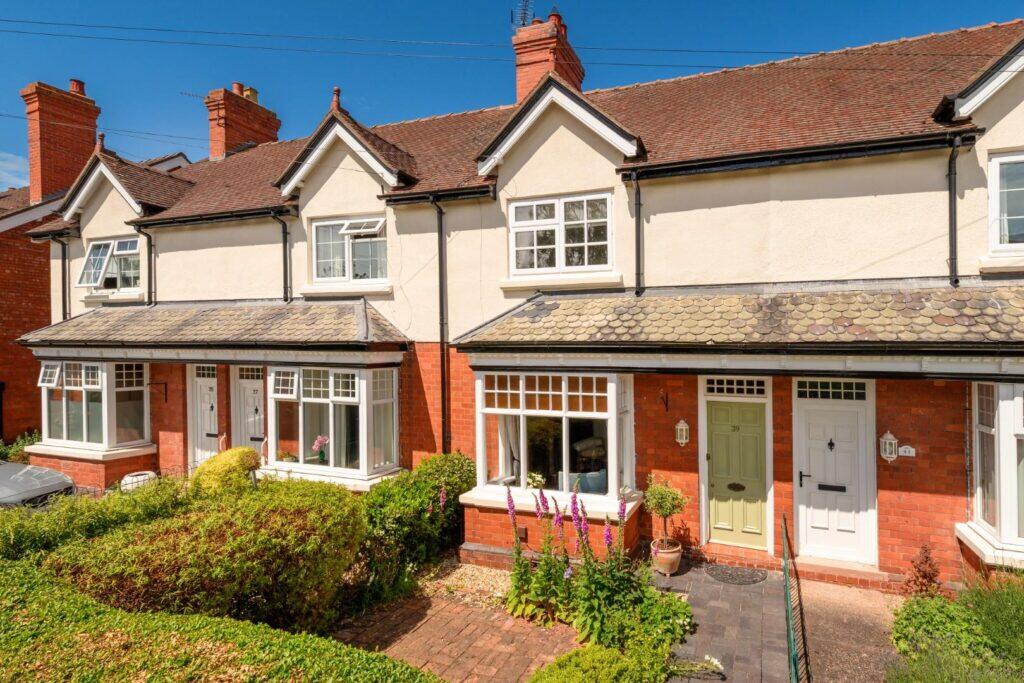 Main image of property: Avenue Road, Newport