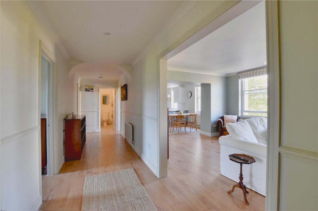 Apartment in London - View 4