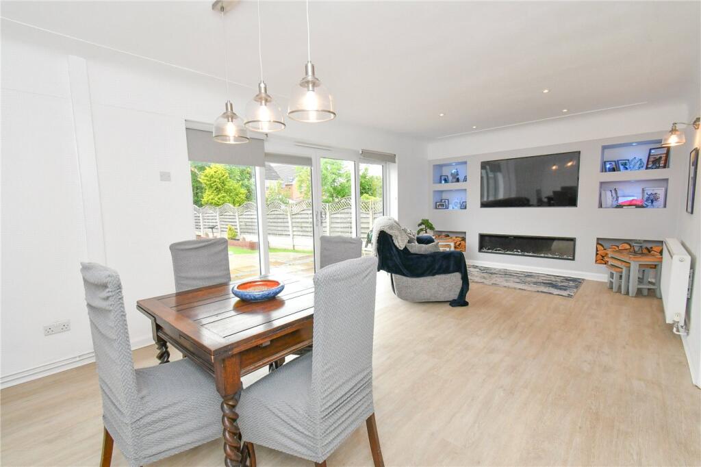House in Wirral, Liverpool City Region - View 2