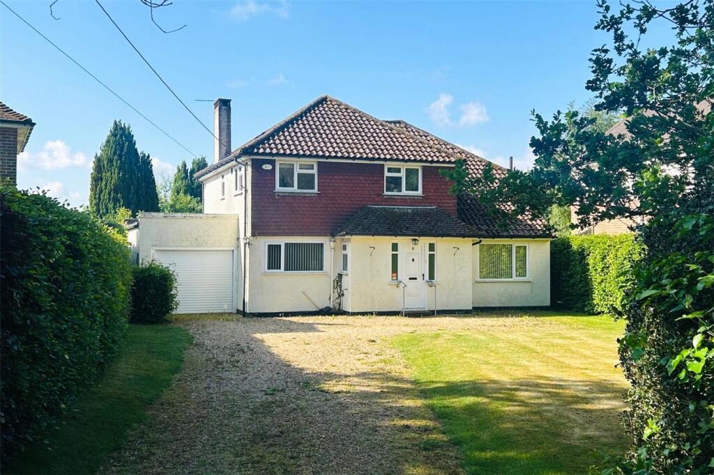 Main image of property: Bell Hill Ridge, Petersfield, Hampshire, GU32