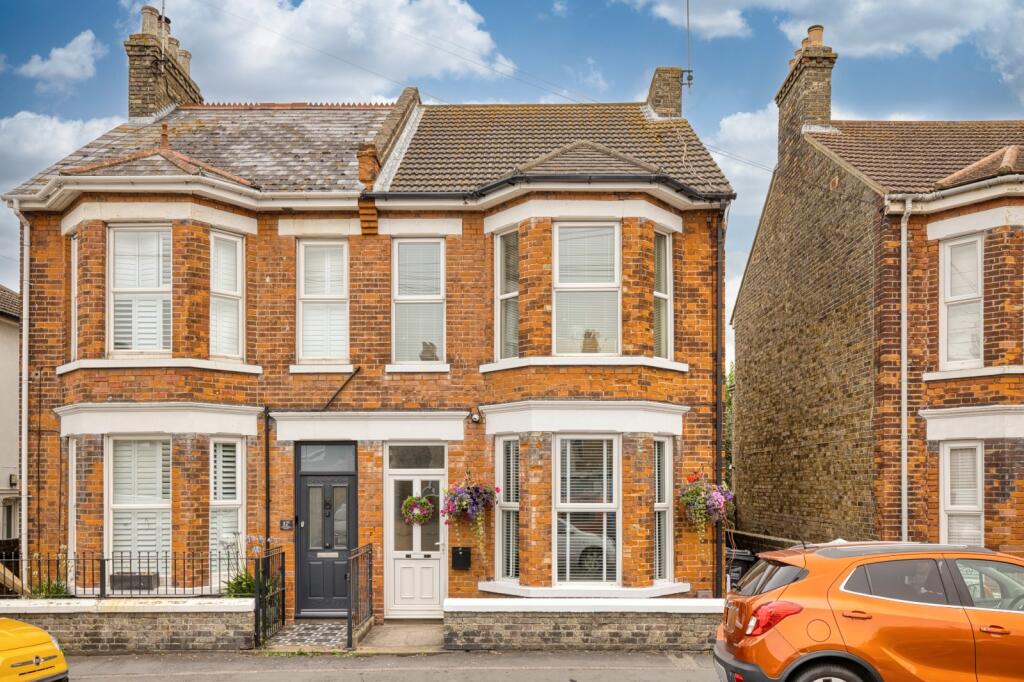 Main image of property: Grosvenor Road, Broadstairs, Kent, CT10