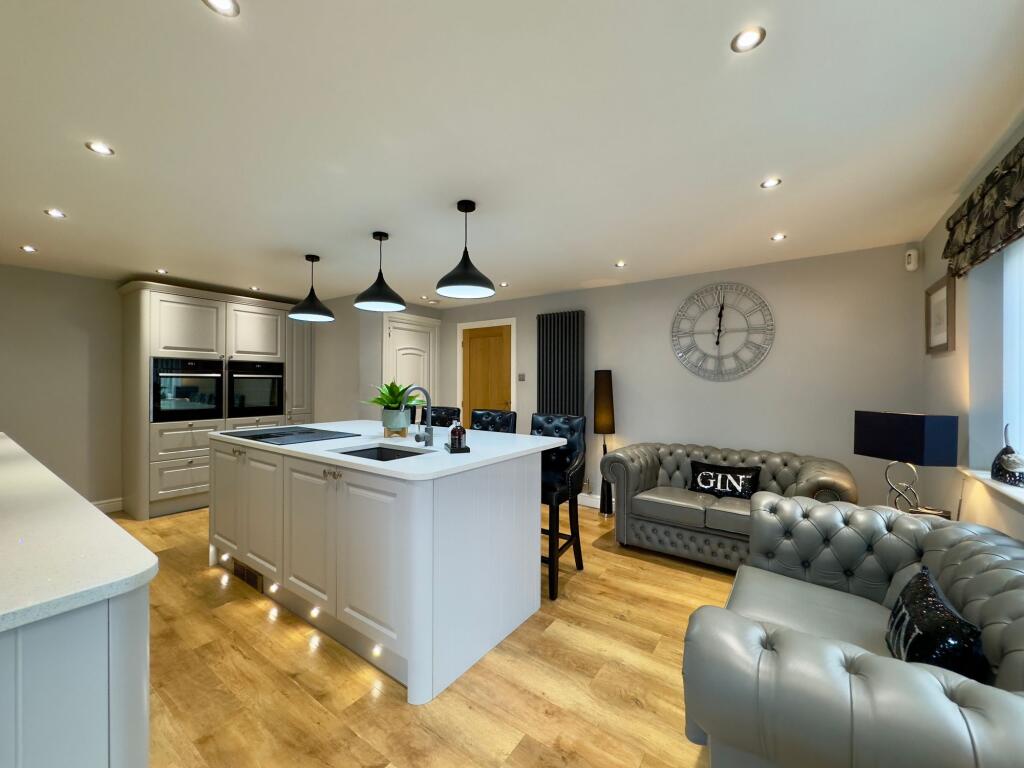 Main image of property: Loughborough Road, Birstall, LE4