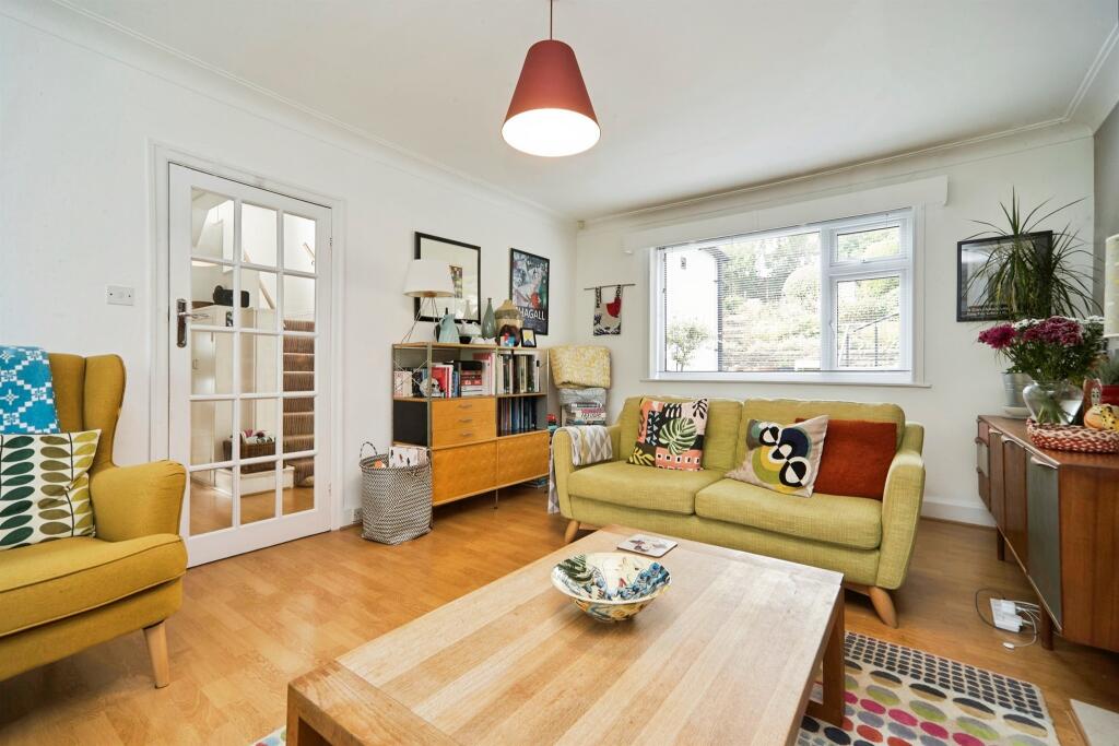 House in Bingley, Gilstead - View 5