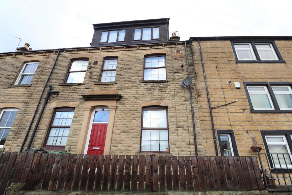 Main image of property: Lane End, Pudsey, West Yorkshire, LS28