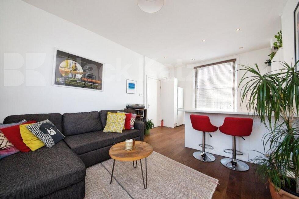 Apartment in London - More