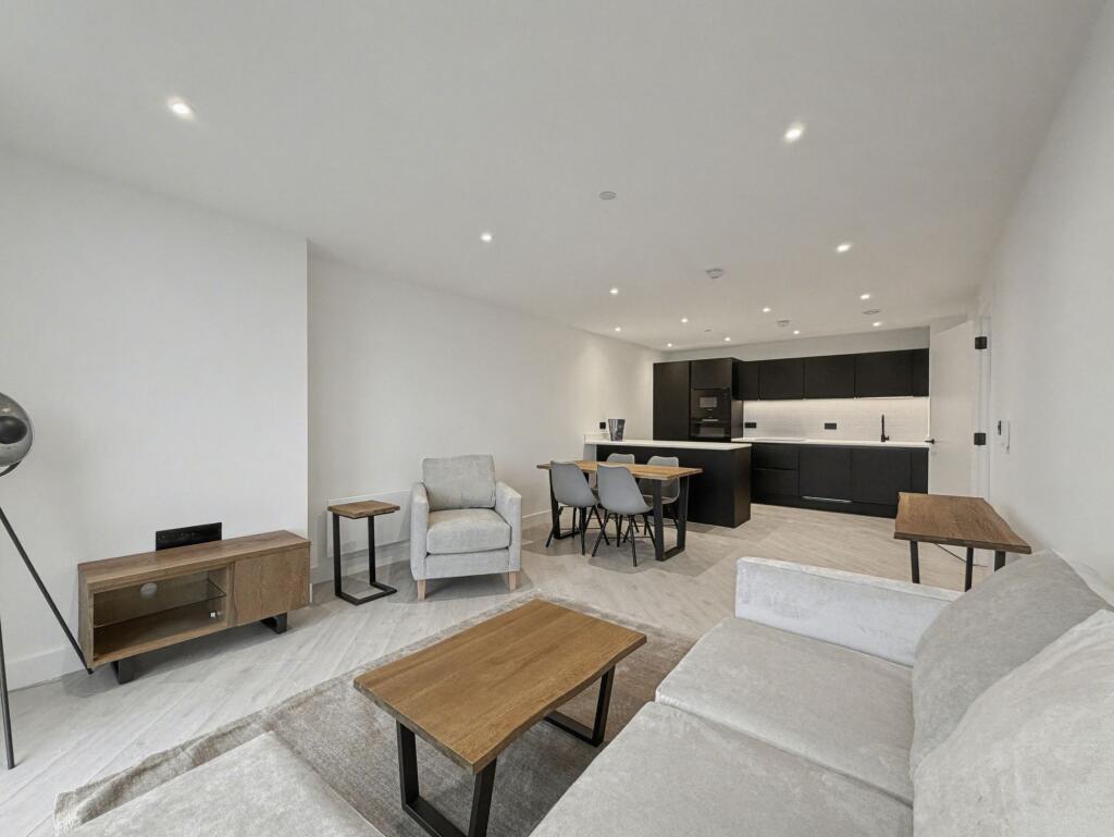 Main image of property: Manchester, M3