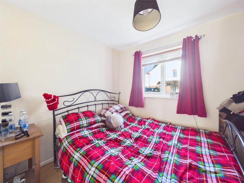 Lower Meadow, Quedgeley, Gloucester, Gloucestershire, GL2 photo 4