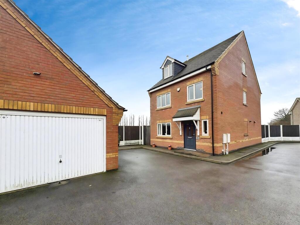 Main image of property: Cranmer Close, Blaby, Leicester