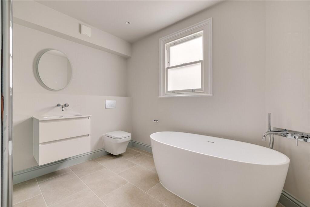 House in London, Southfields - View 4