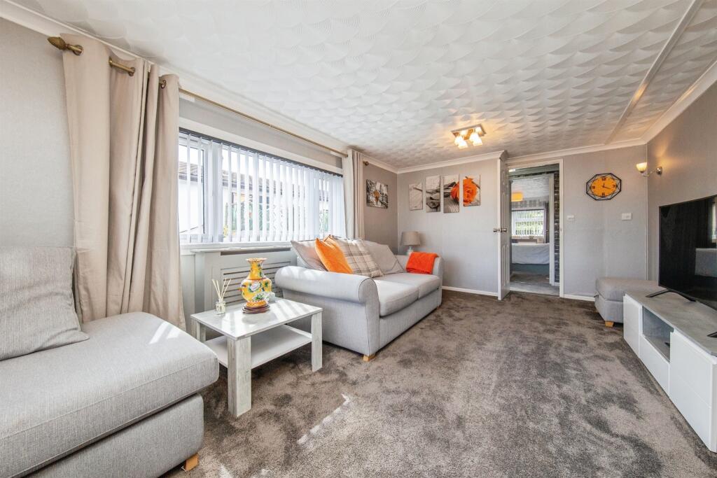 House in East Suffolk, Rushmere St Andrew - More
