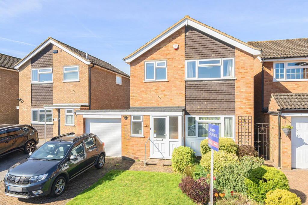 Main image of property: The Hawthorns, Maple Cross, Rickmansworth