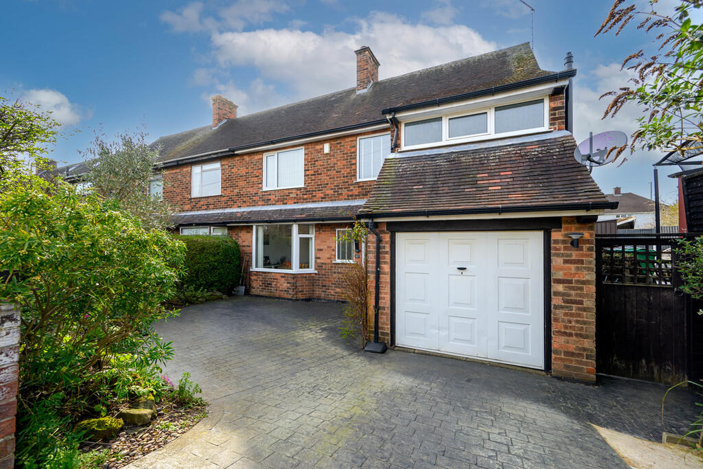 Main image of property: Burnwood Drive, Nottingham
