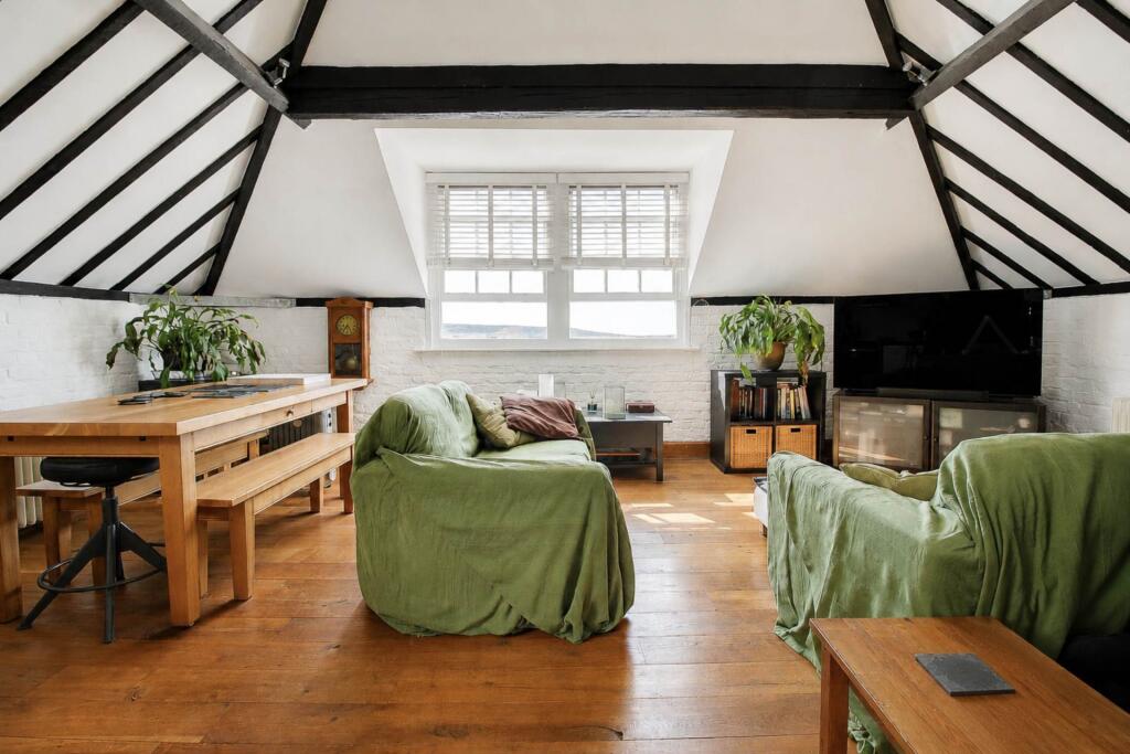 Apartment in Brighton - View 2