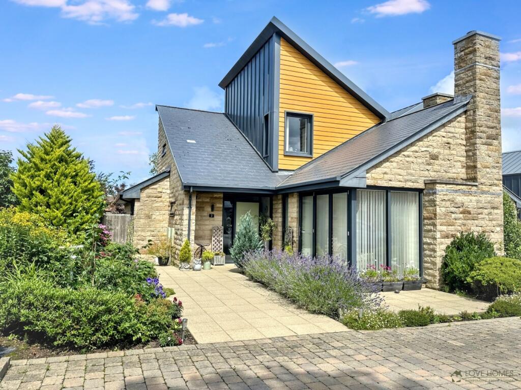 3-bed detached on Windsor Court, Garstang, £365,000