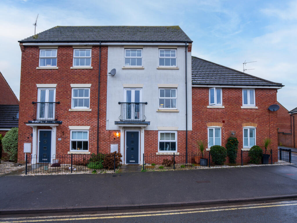 Main image of property: Hoo Road, Kidderminster, DY10