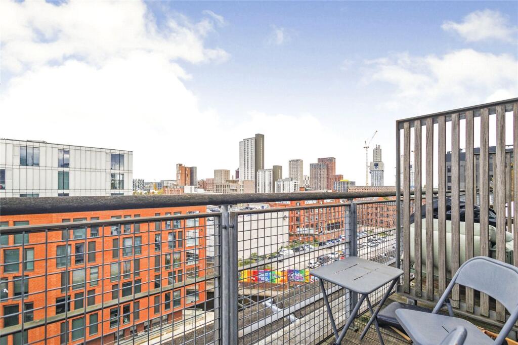 Main image of property: Vantage Quay, 3 Brewer Street, Manchester, Greater Manchester, M1