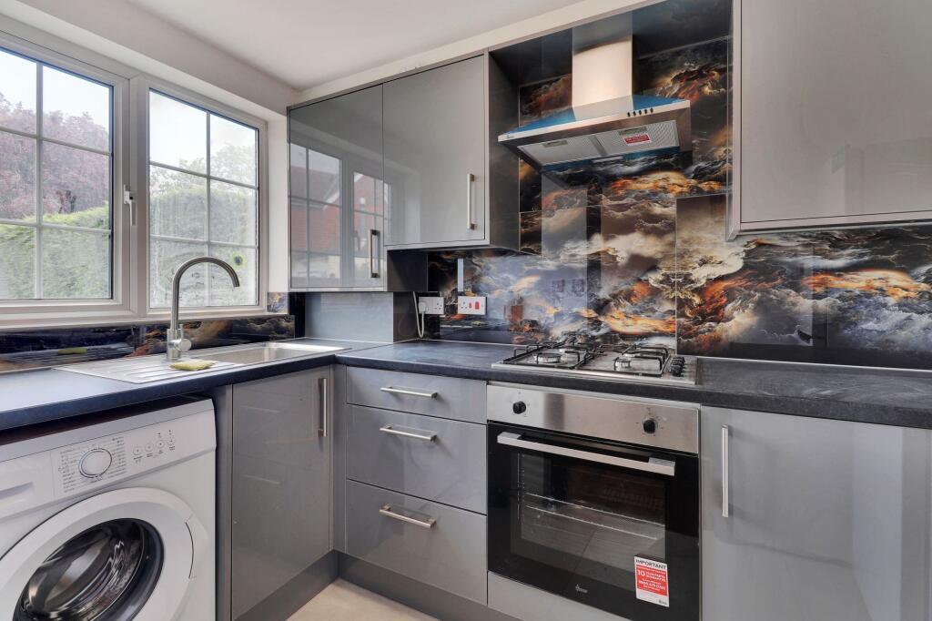 Yewtree Cottage, Marsh Green Road, Marsh Green, Edenbridge photo 3