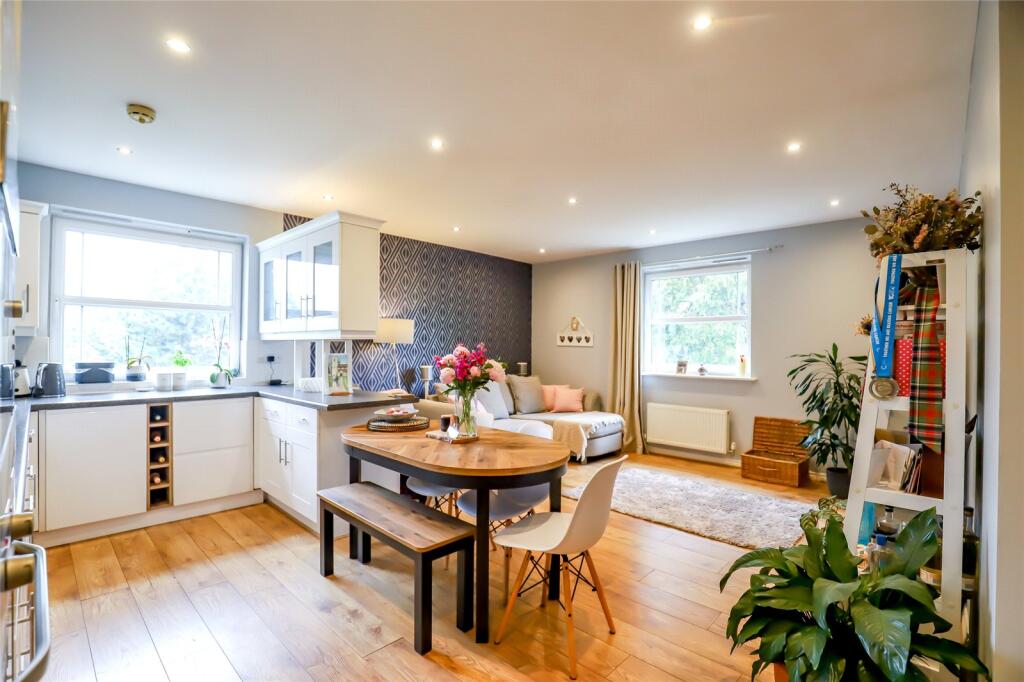 Main image of property: Russet Drive, St. Albans, Hertfordshire, AL4