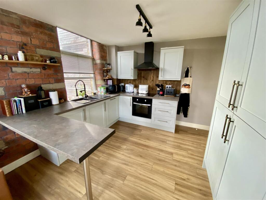 Additional image 2 of Balme Road, Cleckheaton