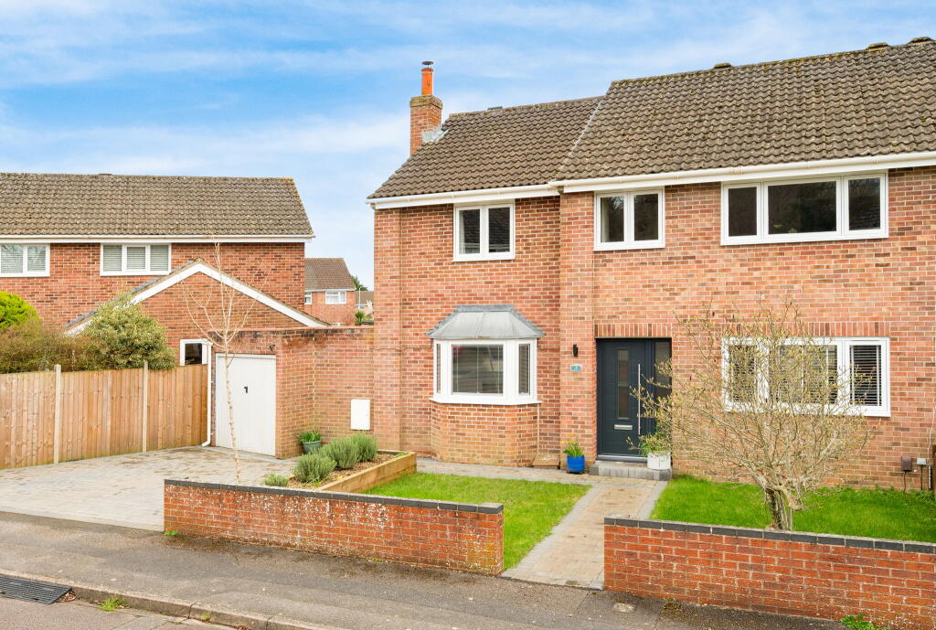 Main image of property: Severn Close, Thatcham, RG18