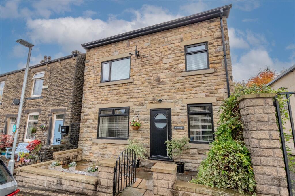 4-bed detached on Greenbridge Lane, Greenfield, Saddleworth, OL3, £475,000