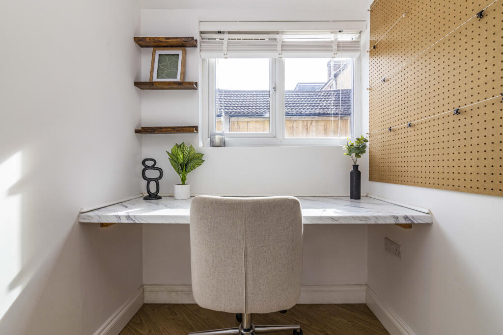 Apartment in Lincoln - View 4