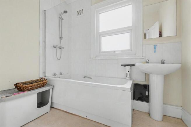 Bathroom.jpeg