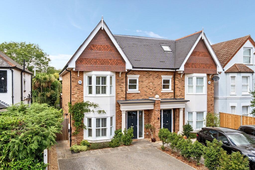 House in Weybridge