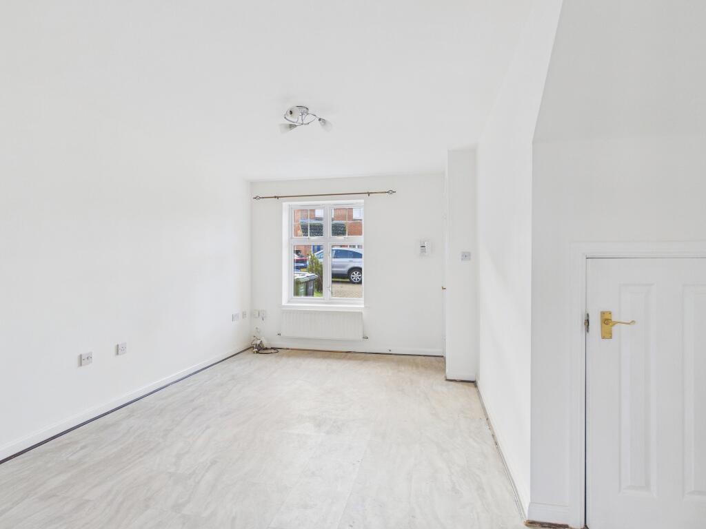 House in Peterborough - View 5