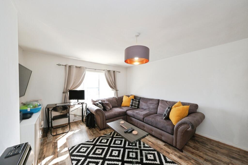 Apartment in Nottingham, Nottinghamshire - View 5