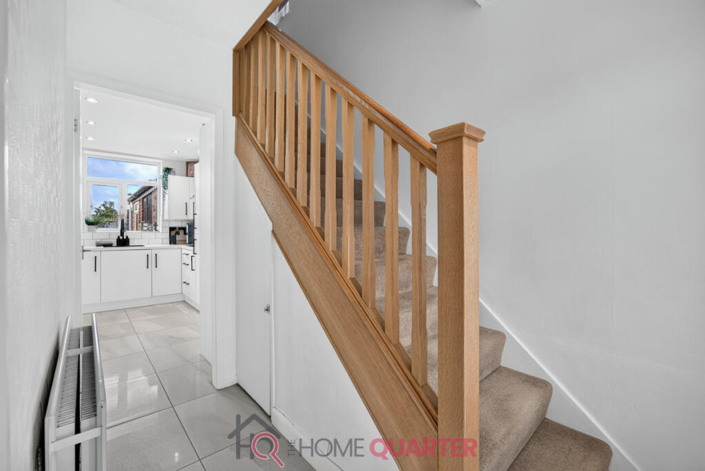 House in Warrington, Longbarn, Poulton-with-Fearnhead - More