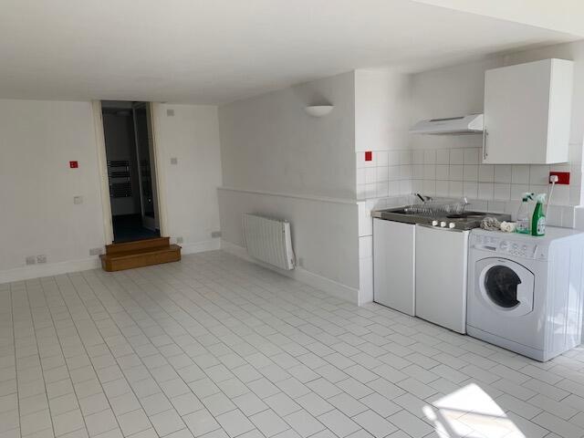 Apartment in Brighton - View 2