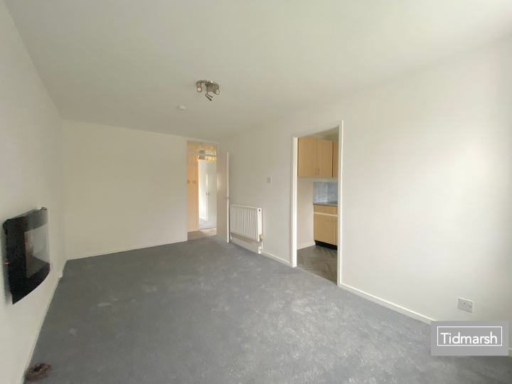 44 Duck Lane, Codsall WV8 1HU photo 4