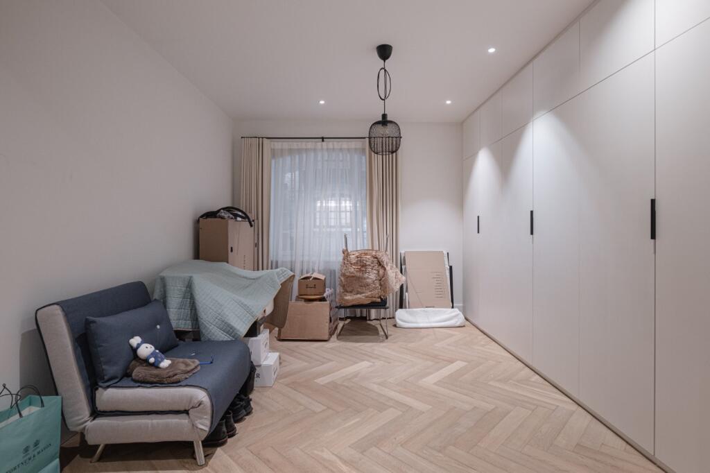 Apartment in London, Butler's Wharf, Bermondsey - View 4