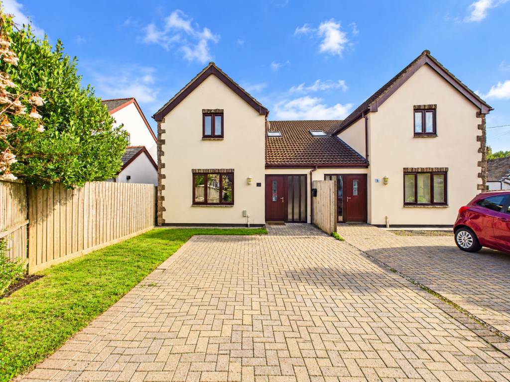 Main image of property: Malt House Close, Alvington, Lydney