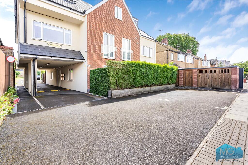 Main image of property: Leicester Road, Barnet, EN5