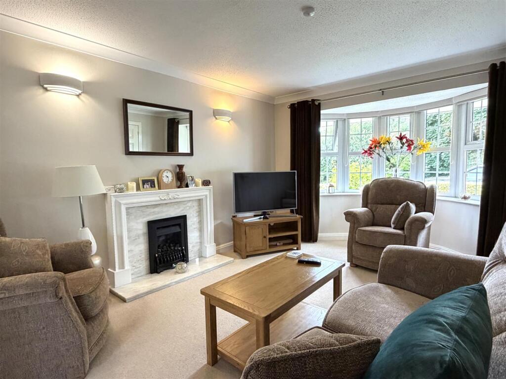 Dunlin Drive, Lytham photo 4