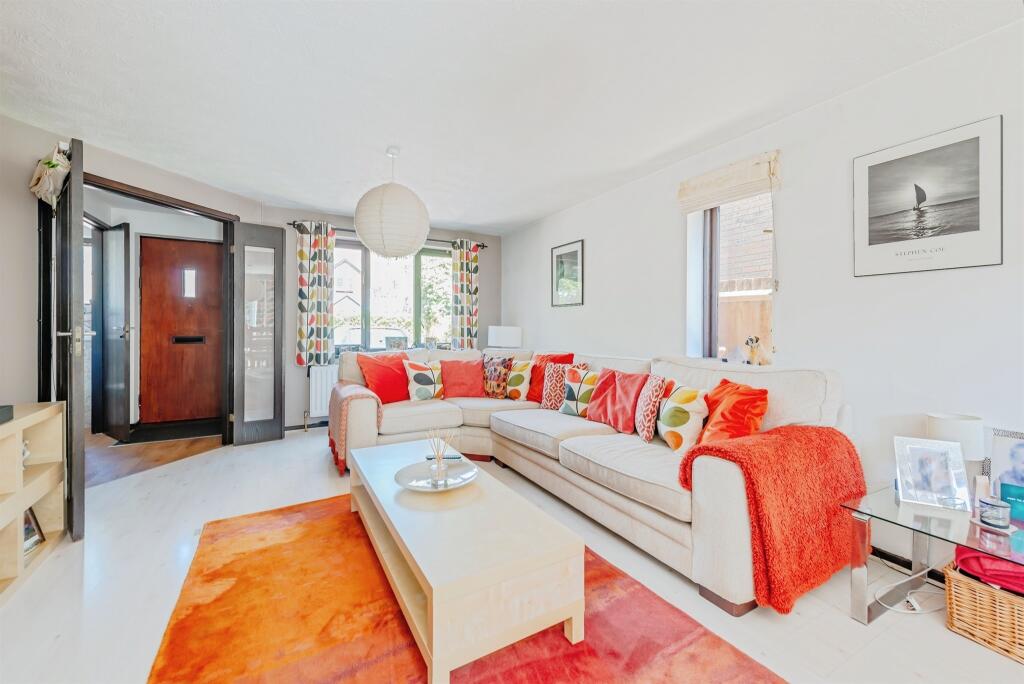 House in Redhill - View 5