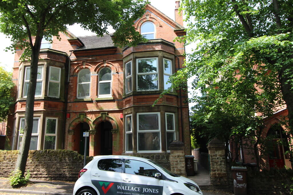 Main image of property: DOUGLAS ROAD, LENTON, NOTTINGHAM, NG7 1NW