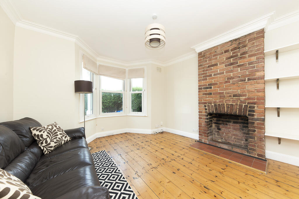Apartment in London - View 2