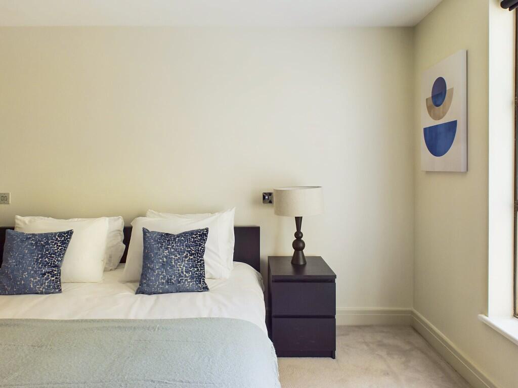 2 bedroom serviced apartment for rent