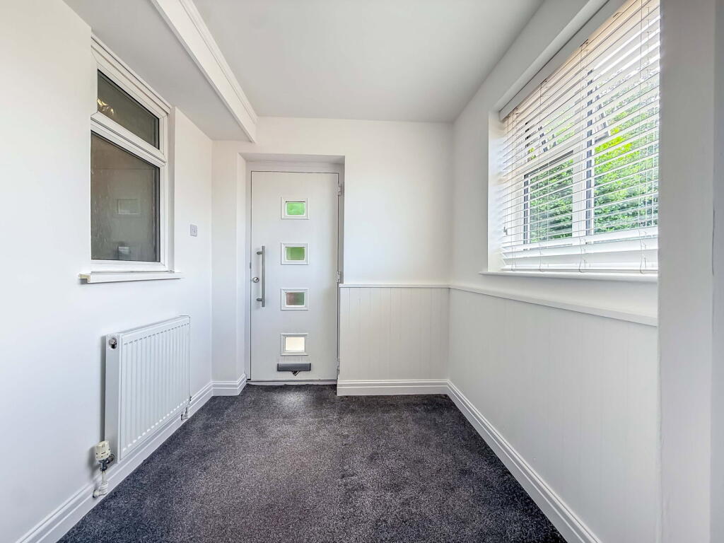 House in Sefton, Liverpool City Region - View 5