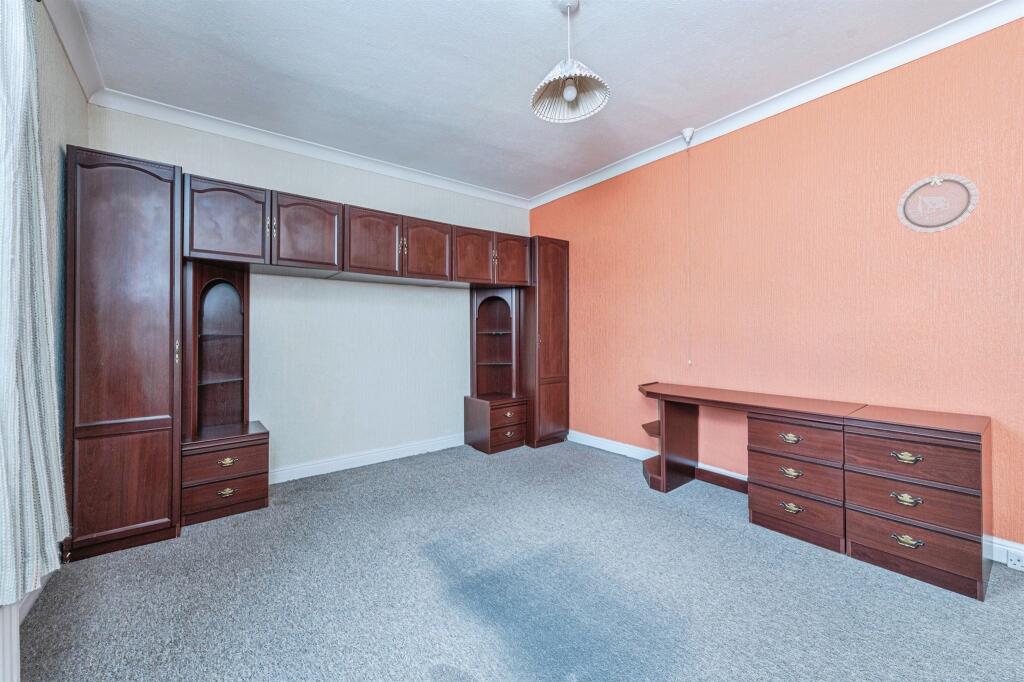 Additional image 9 of Frimley Drive, Bradford