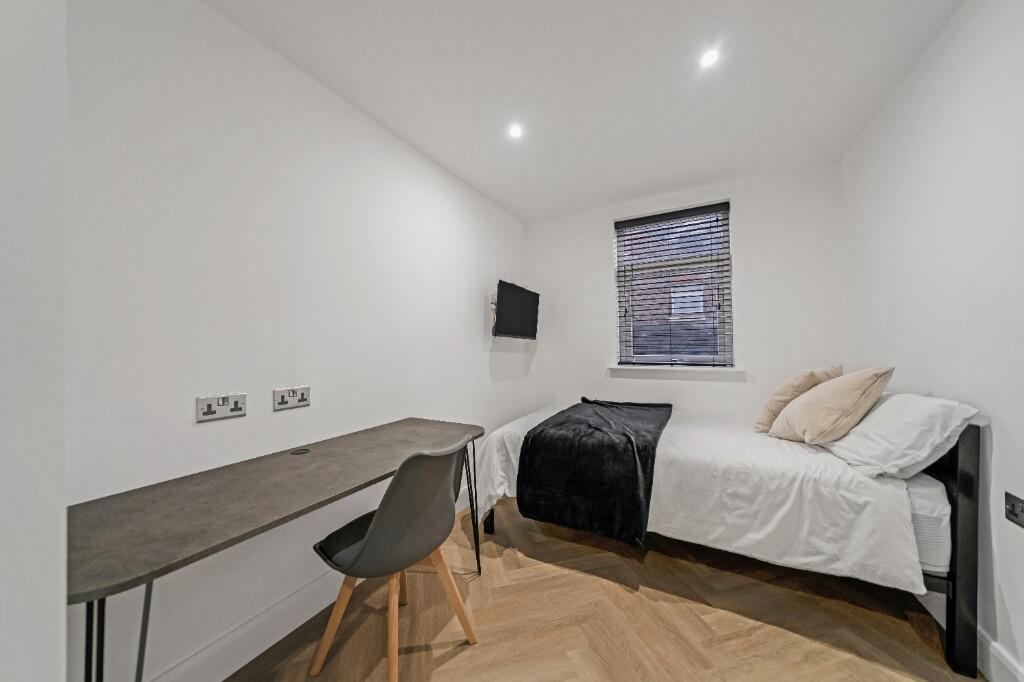 1 bedroom house share for rent